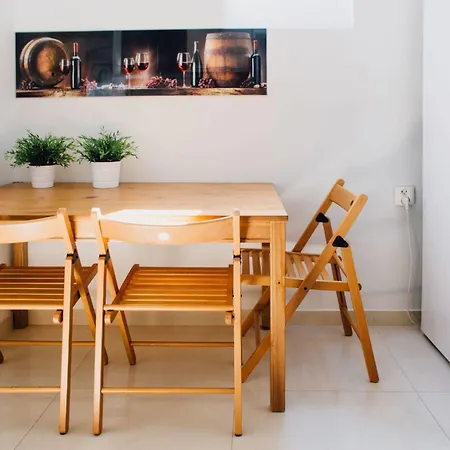 Midtown ホステル