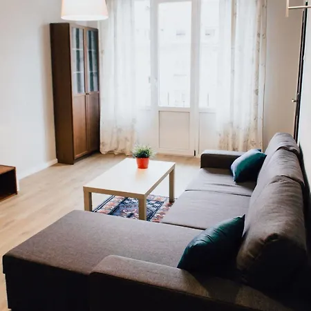 Midtown Hostel *