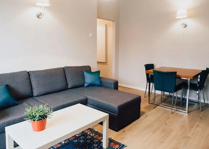 بيت شباب Midtown